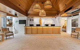 Breakfree Aanuka Beach Resort